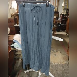 Amanda Smith II Pure Silk Gray Skirt